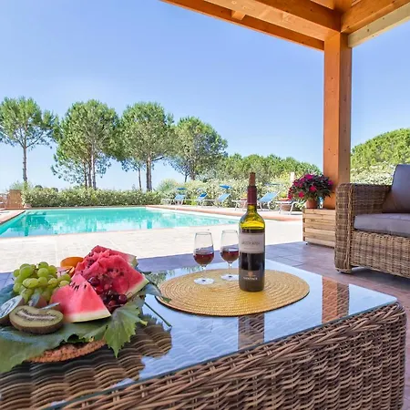 Relais I Girasoli With Pool Villa