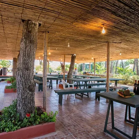 Relais I Girasoli With Pool Villa