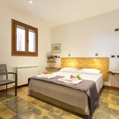Relais I Girasoli With Pool Villa